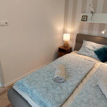 Club 218 Wellness Sunset Gold Apartman *